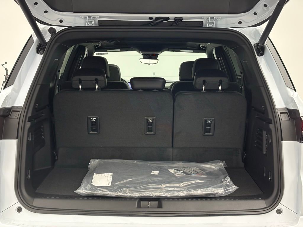 New 2026 Buick Enclave Avenir image 12