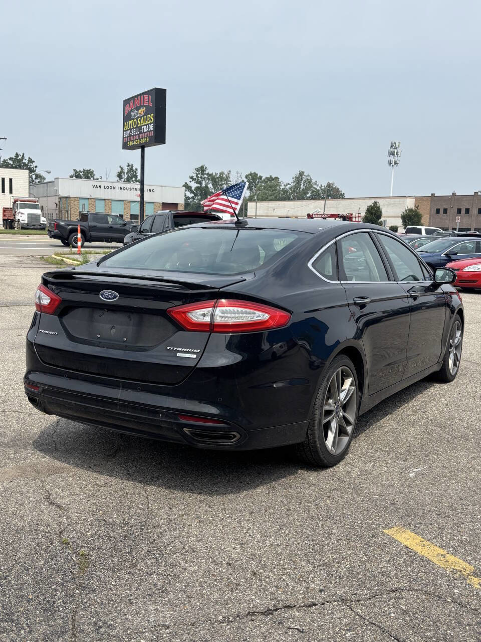 Used 2016 Ford Fusion Titanium image 5
