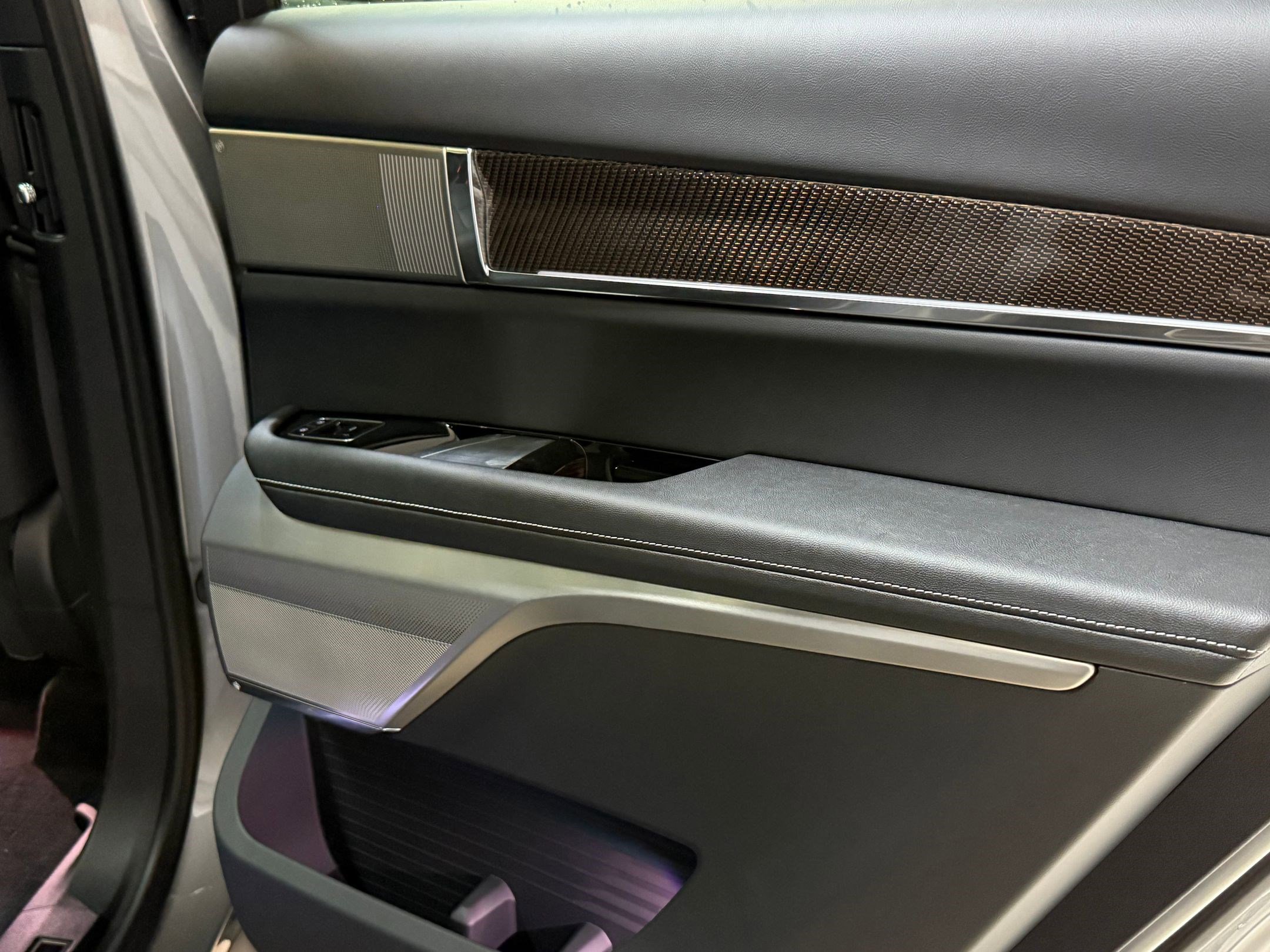 New 2026 Cadillac Vistiq Sport w/ LPO, Floor Liner Package image 49