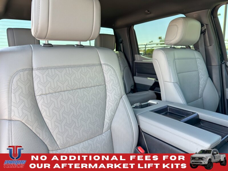 Used 2025 Toyota Tundra Limited w/ TRD Off-Road Package AWD/4WD image 34