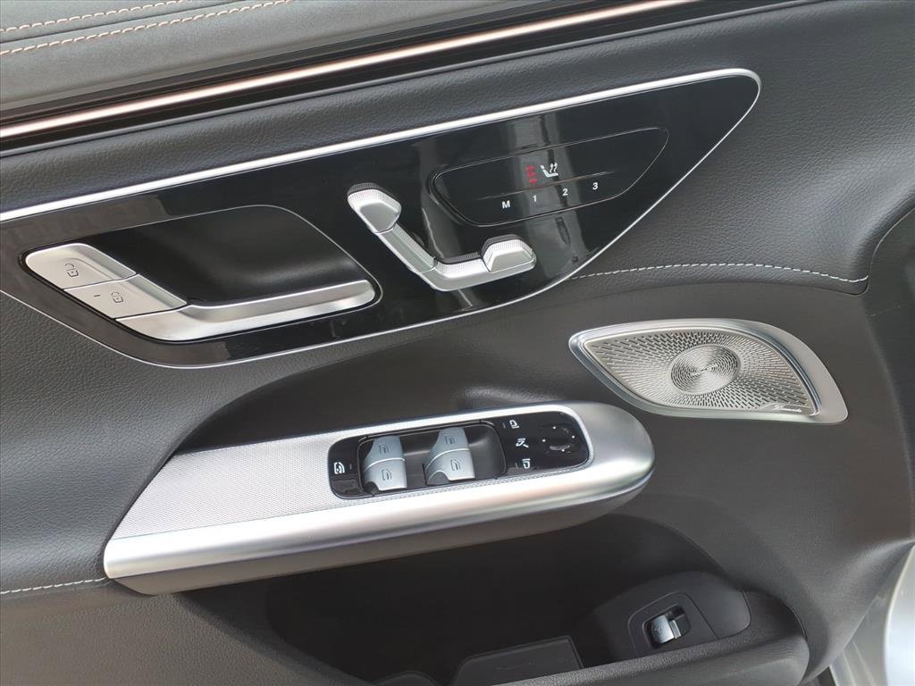 Used 2023 Mercedes-Benz EQE 350+ 4MATIC SUV image 12