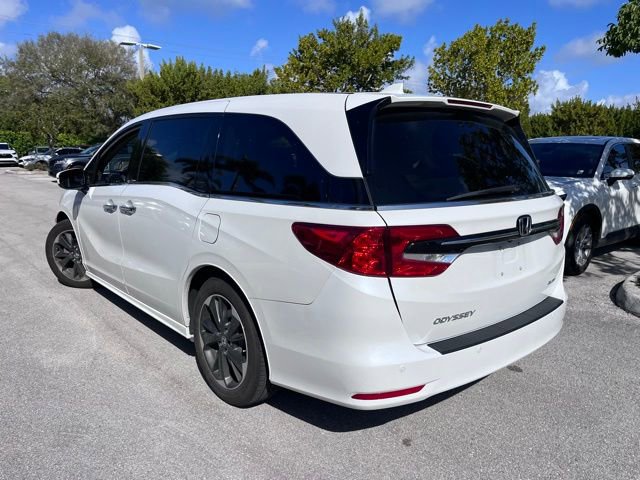 Used 2023 Honda Odyssey Elite image 3