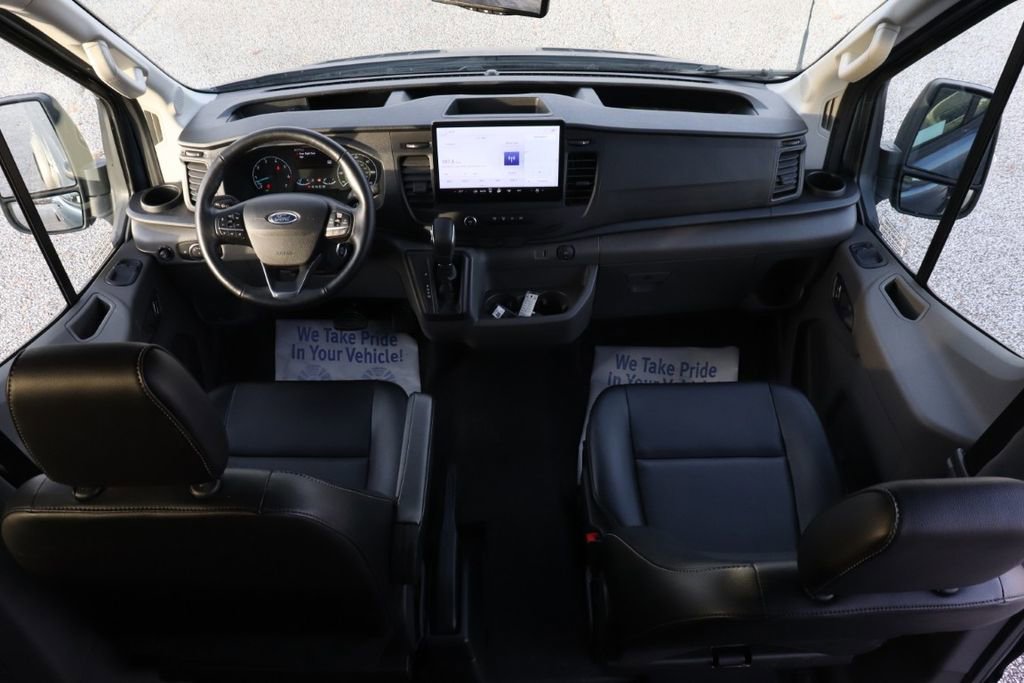 Used 2025 Ford Transit 350 XL image 2