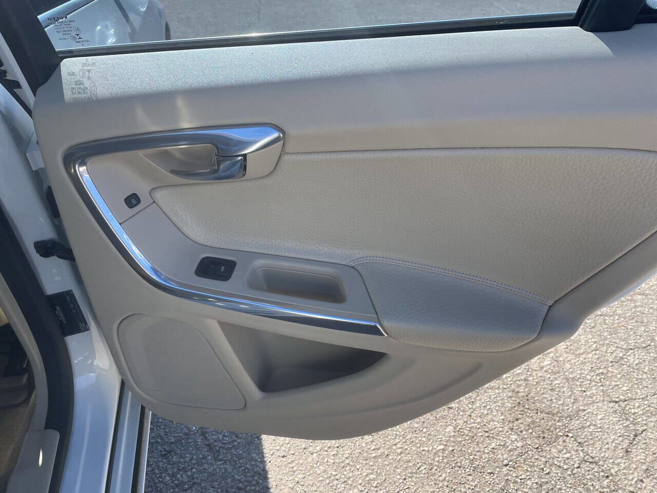 Used 2014 Volvo S60 T5 image 26