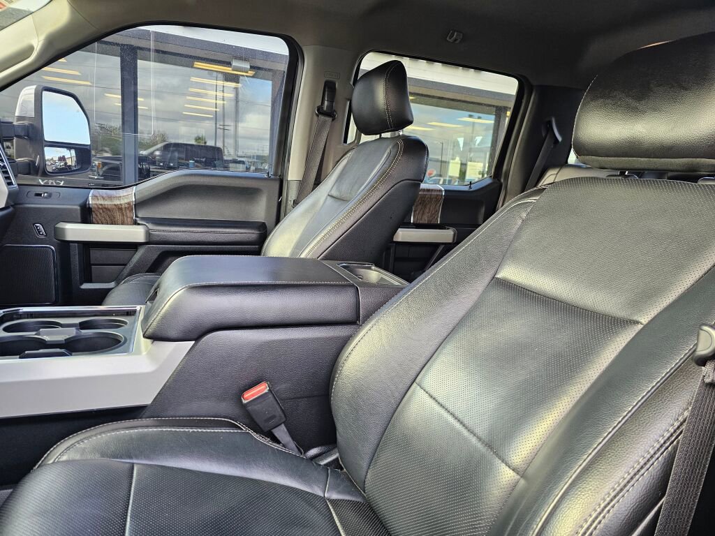 Used 2017 Ford F350 Lariat w/ Chrome Package AWD/4WD image 18