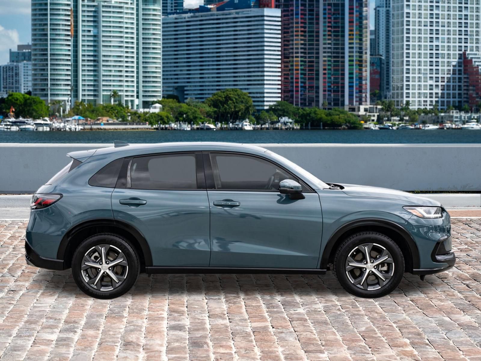 Certified 2024 Honda HR-V EX-L image 4