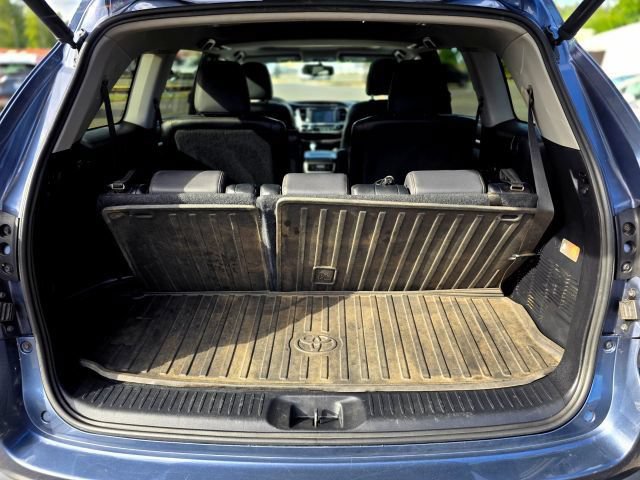 Used 2015 Toyota Highlander Limited AWD/4WD image 57