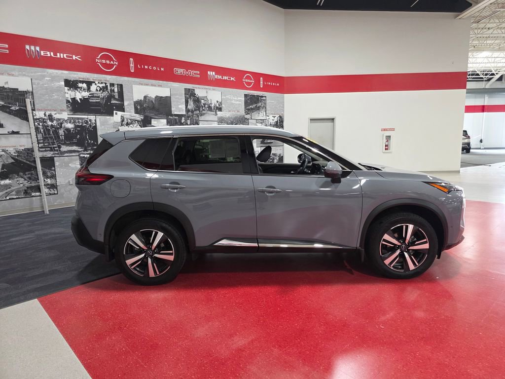 Used 2023 Nissan Rogue SL w/ SL Premium Package AWD/4WD image 4