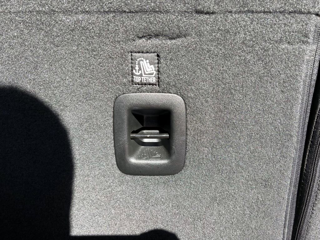 Used 2022 Jeep Wrangler Unlimited Sahara 4xe w/ Cold Weather Group image 9