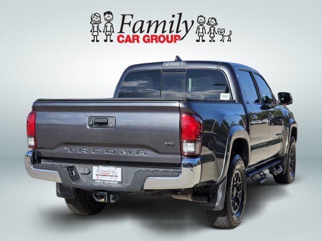 Used 2022 Toyota Tacoma SR5 RWD image 4