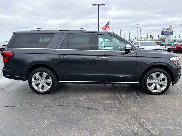 Used 2022 Ford Expedition Max Platinum image 11