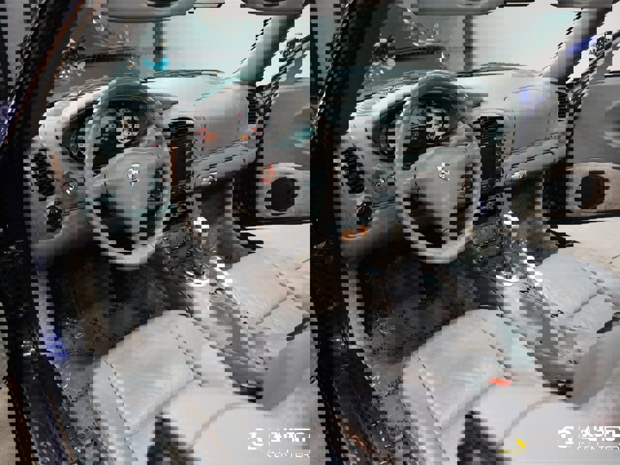 Used 2002 Porsche 911 Carrera 4 image 24