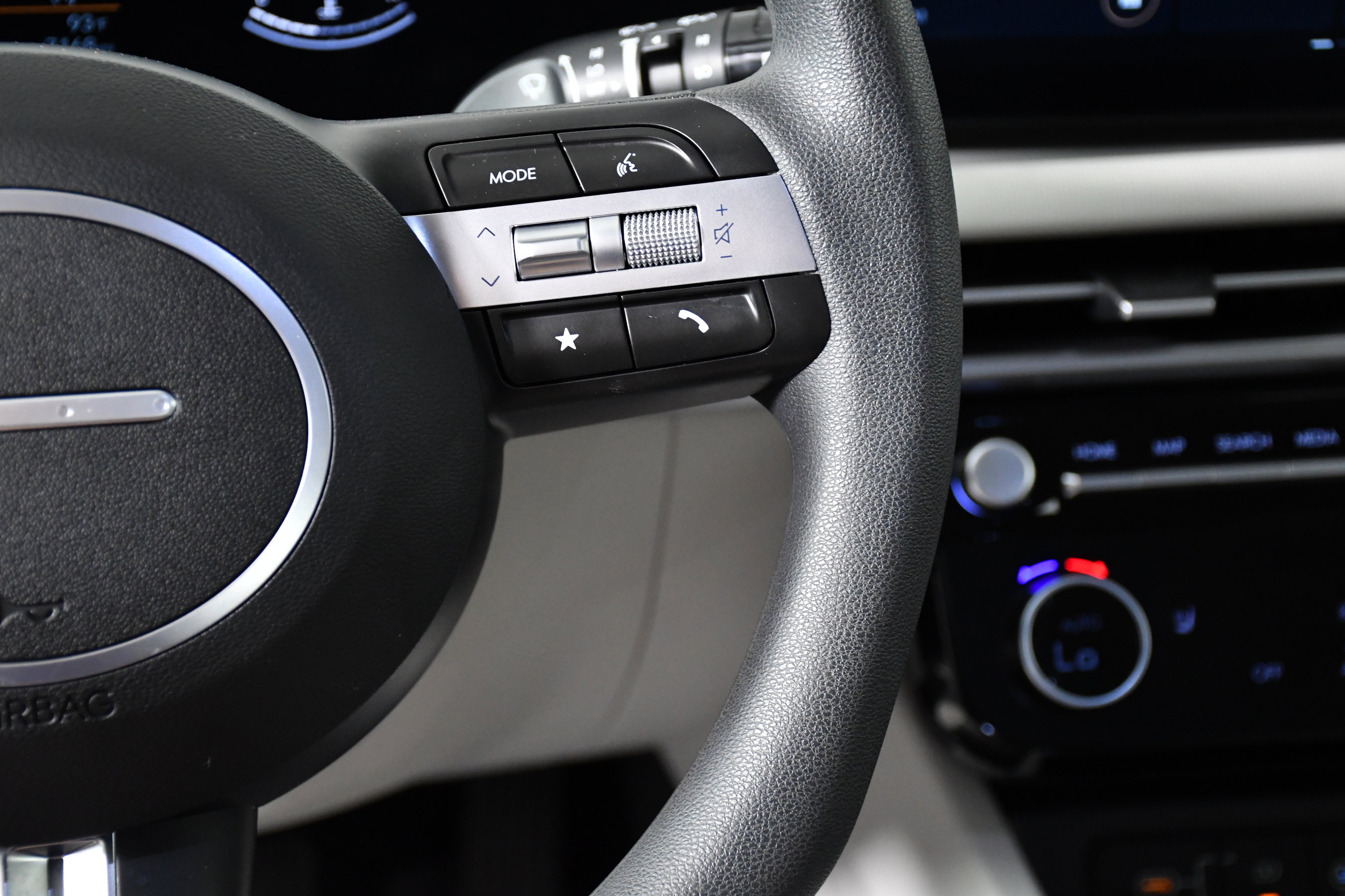 Used 2025 Hyundai Tucson SEL image 13