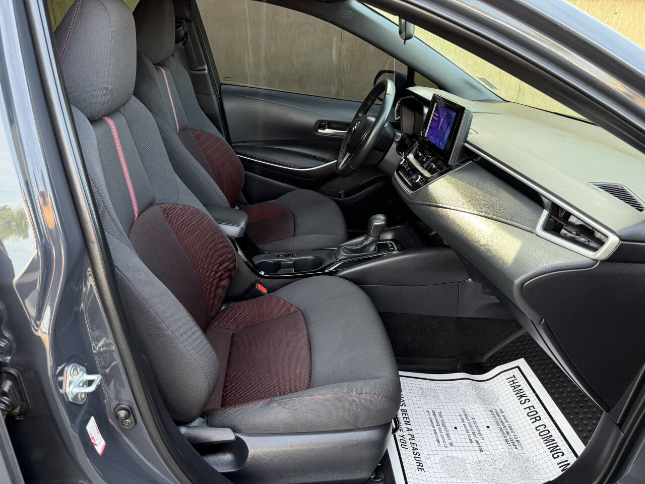 Used 2024 Toyota Corolla SE image 16