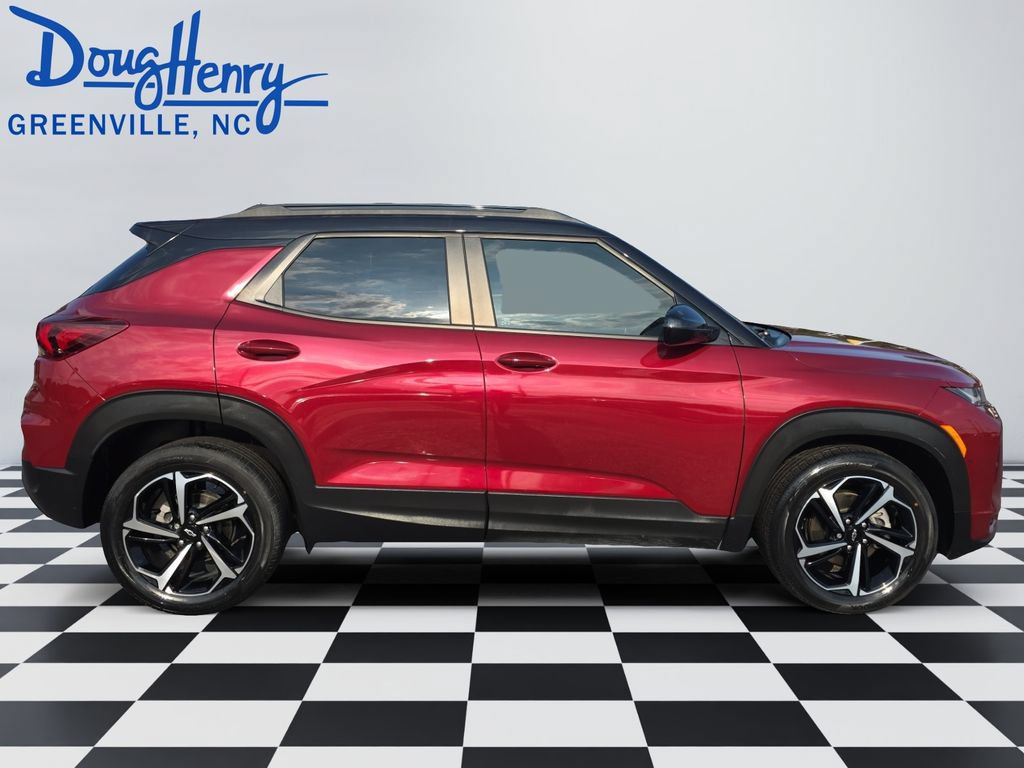 Used 2022 Chevrolet TrailBlazer RS w/ Technology Package FWD image 6