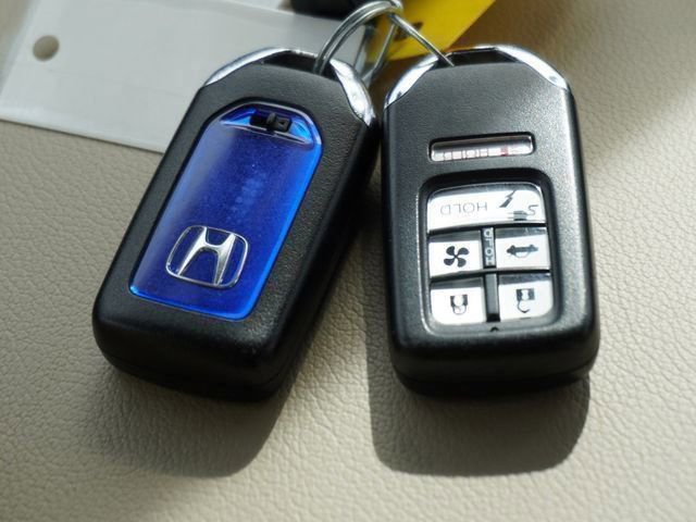 Used 2019 Honda Clarity Plug-In Hybrid image 17