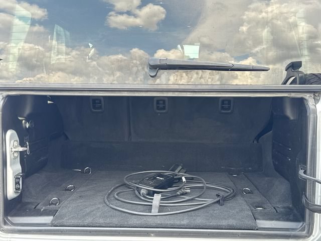 Used 2024 Jeep Wrangler Unlimited Sahara AWD/4WD image 12