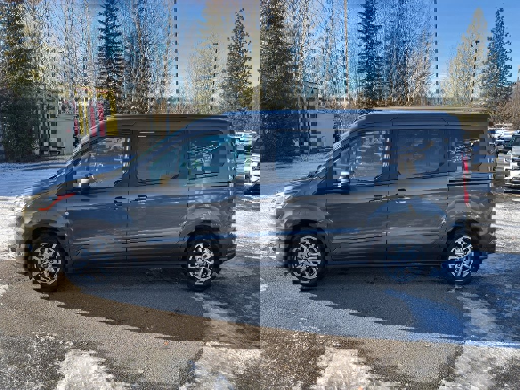 Used 2019 Ford Transit Connect XLT w/ Trailer Tow Package image 4