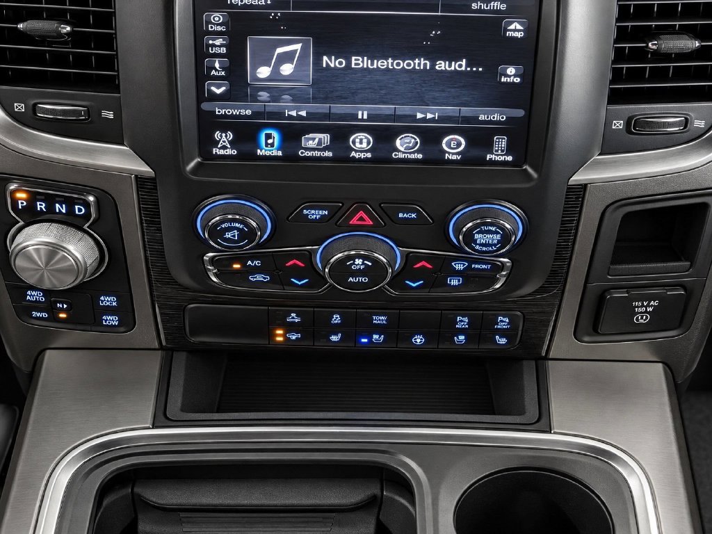 Used 2016 RAM 1500 Limited AWD/4WD image 10