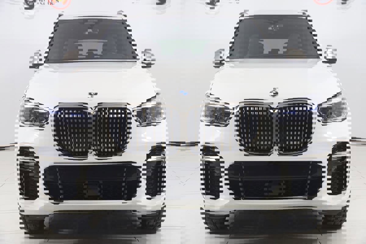 Used 2023 BMW X5 M50i w/ Executive Package image 60