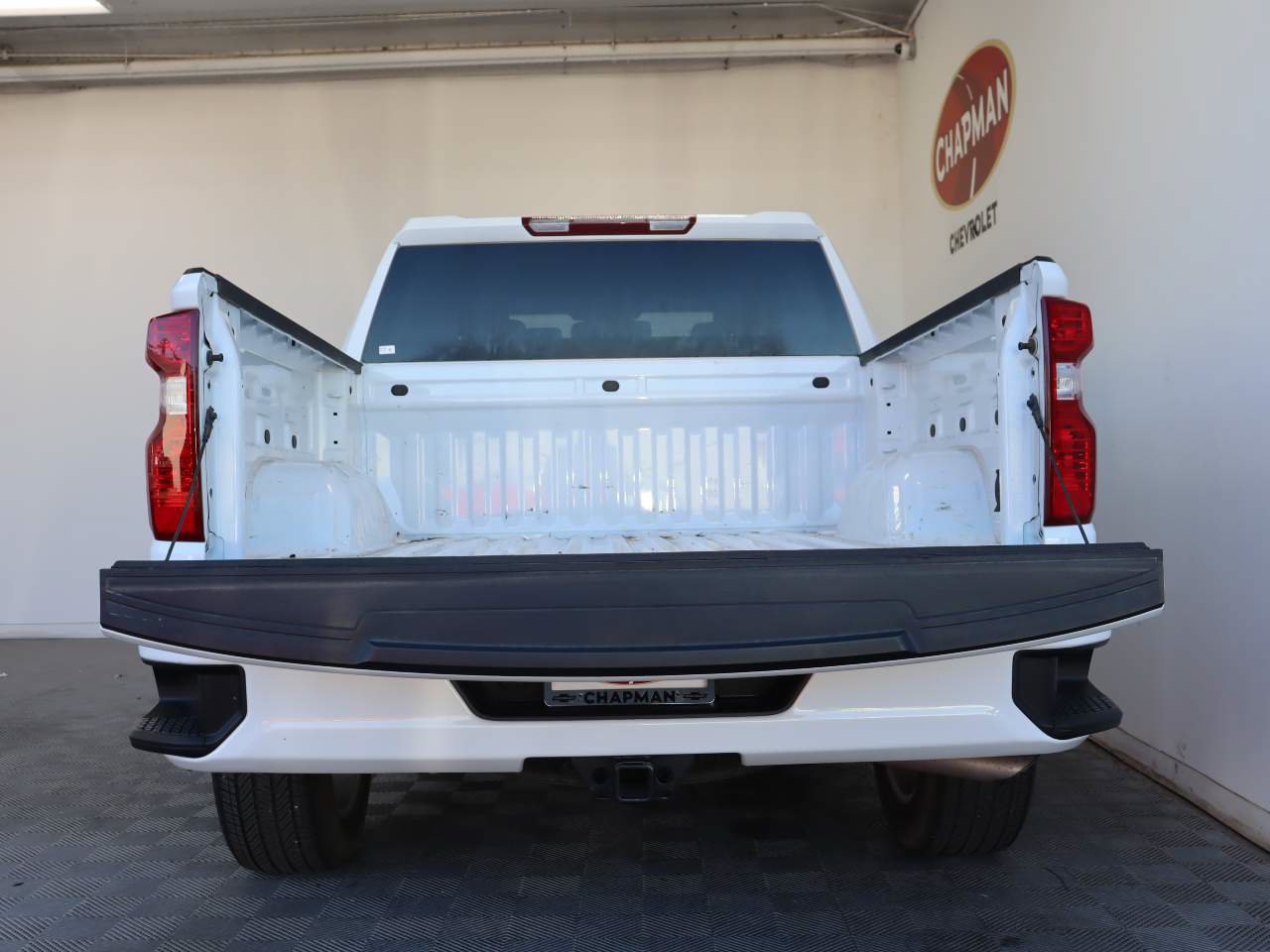 Certified 2024 Chevrolet Silverado 1500 Custom RWD image 5