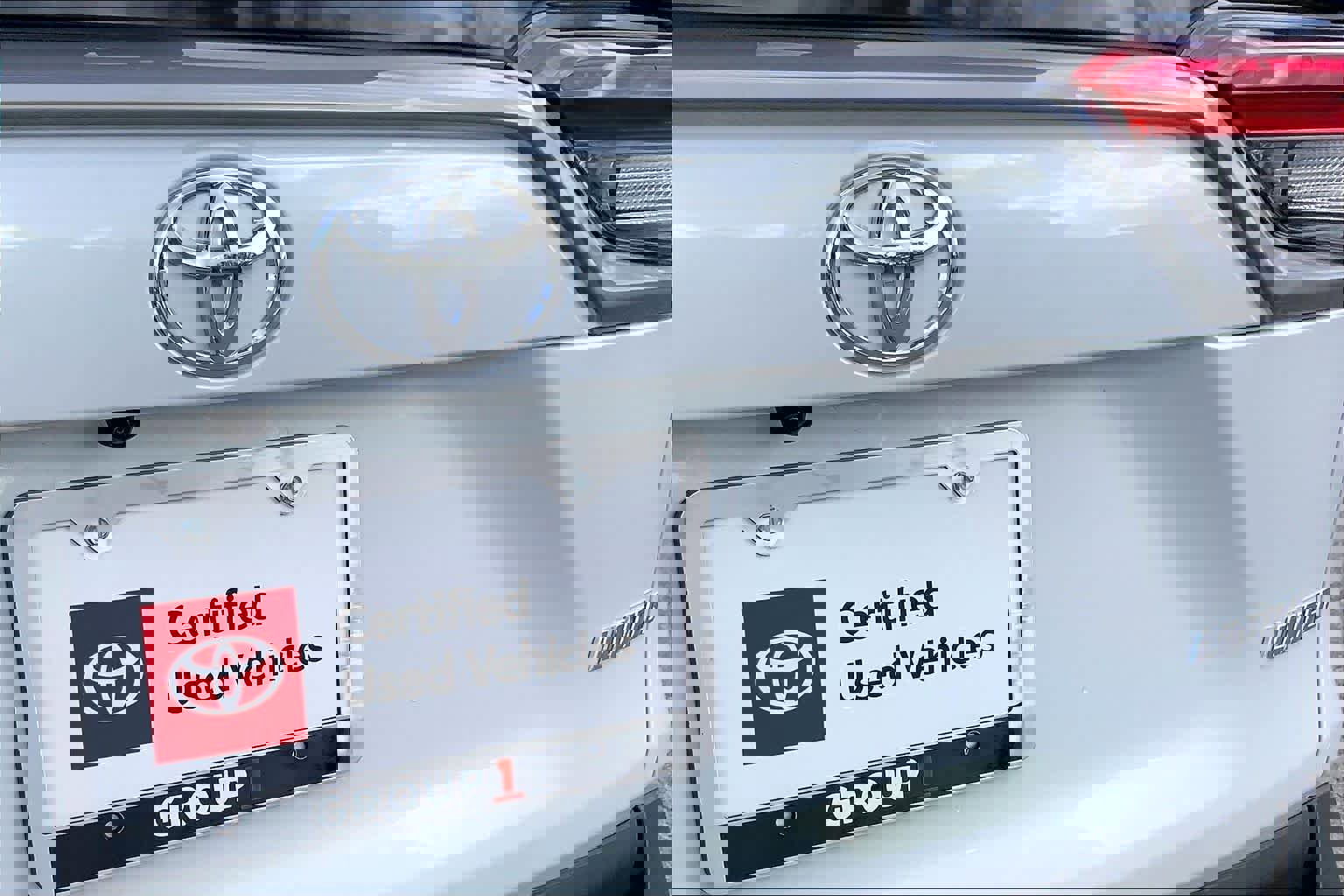 Certified 2025 Toyota RAV4 Limited image 9