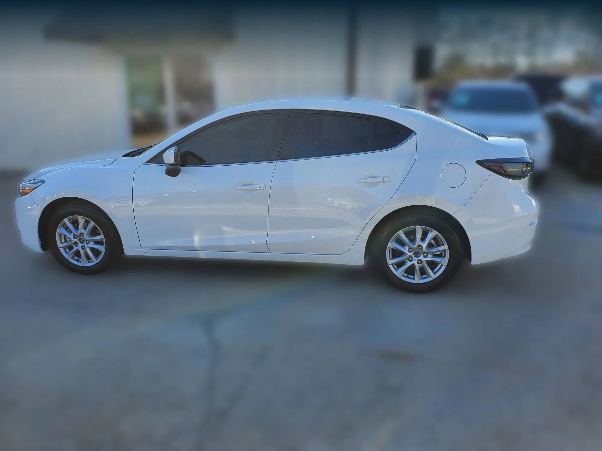 Used 2017 MAZDA MAZDA3 Sport w/ Preferred Equipment Package image 5