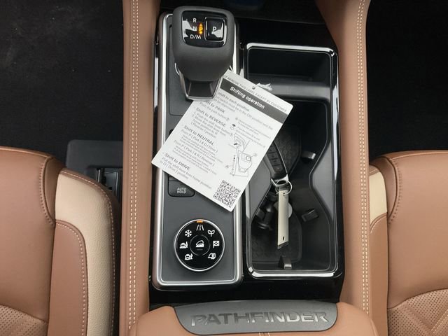 New 2026 Nissan Pathfinder Platinum image 24
