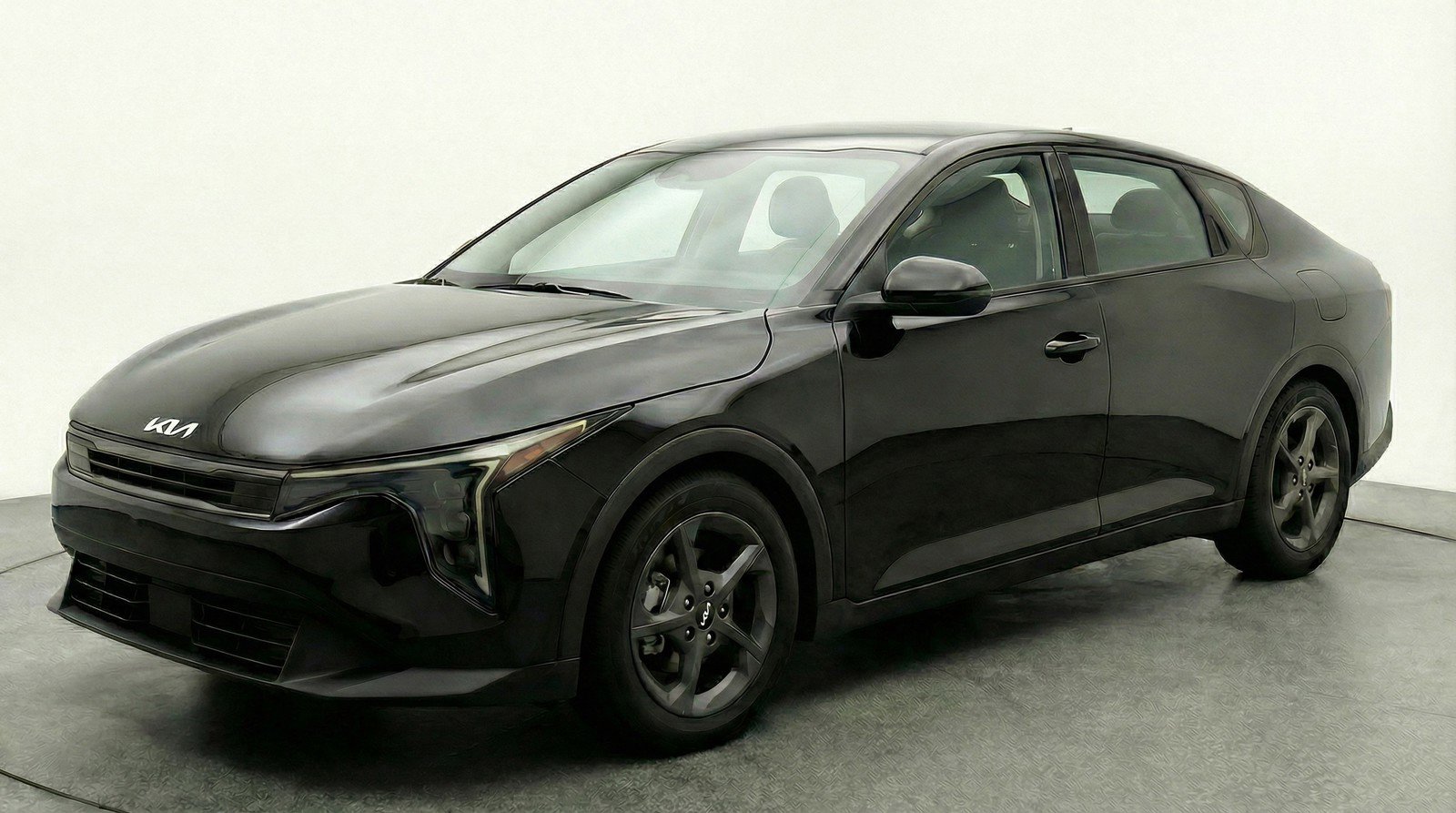 Used 2025 Kia K4 LXS FWD image 3