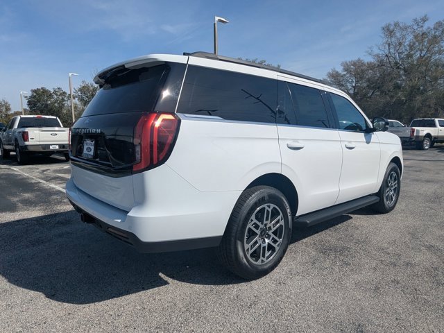 New 2026 Ford Expedition Active image 5