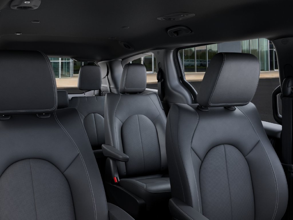 New 2027 Chrysler Pacifica LX FWD image 26