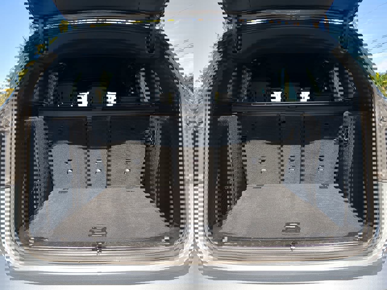 Used 2023 BMW X3 xDrive30i w/ Premium Package image 13