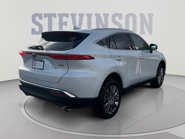 Certified 2023 Toyota Venza XLE AWD/4WD image 5