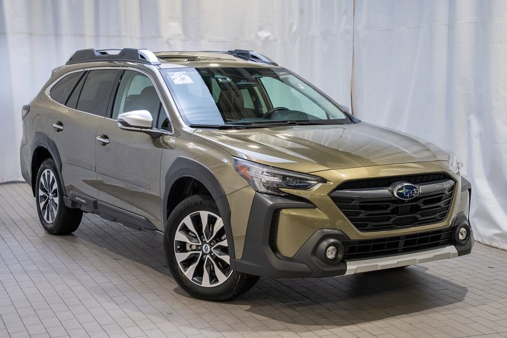 Used 2023 Subaru Outback Touring image 1