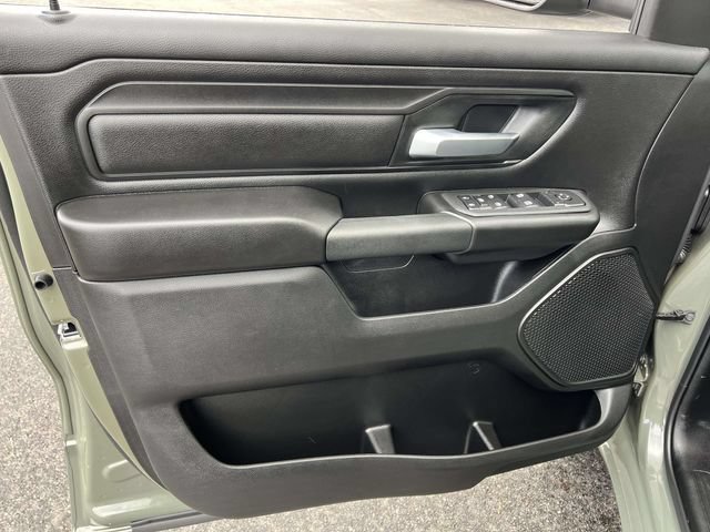 New 2026 RAM 1500 Express AWD/4WD image 11