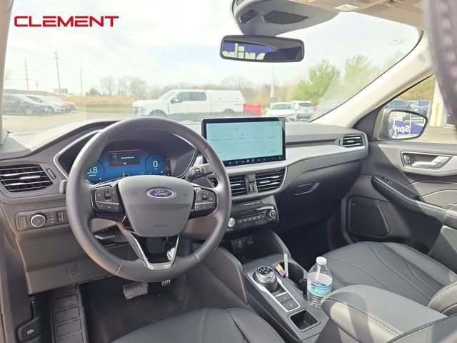 New 2025 Ford Escape Platinum w/ Premium Technology Package image 30