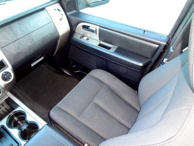 Used 2017 Ford Expedition EL XLT image 27