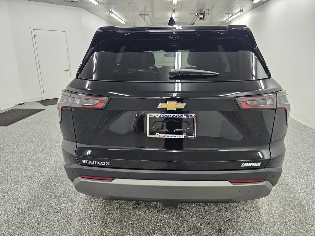 Used 2025 Chevrolet Equinox LT w/ Safety and Technology Package FWD image 6