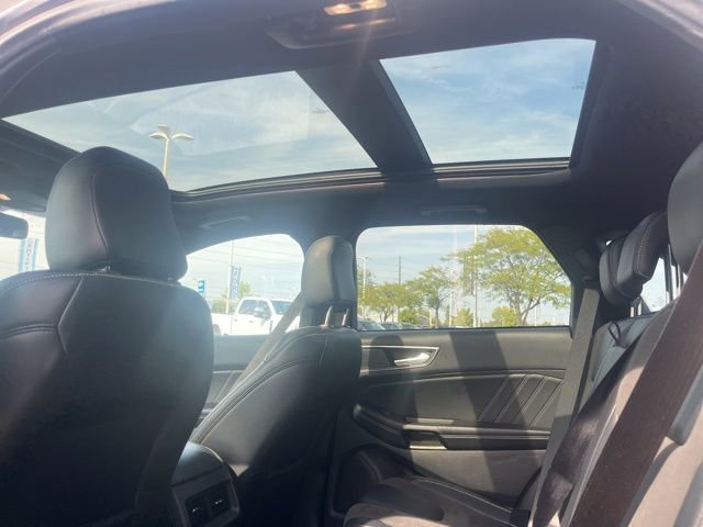 Used 2022 Ford Edge ST w/ Equipment Group 401A image 20