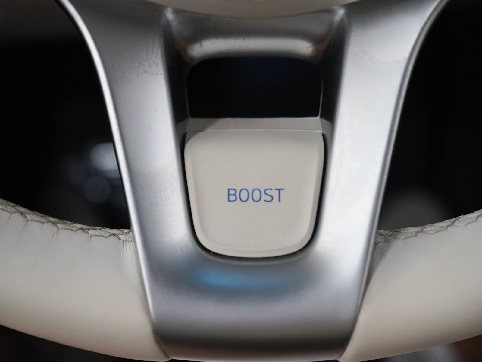 Used 2023 Genesis Electrified GV70 AWD/4WD image 26