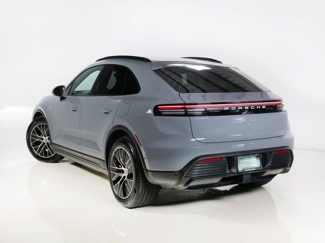 Certified 2025 Porsche Macan 4 Electric image 3
