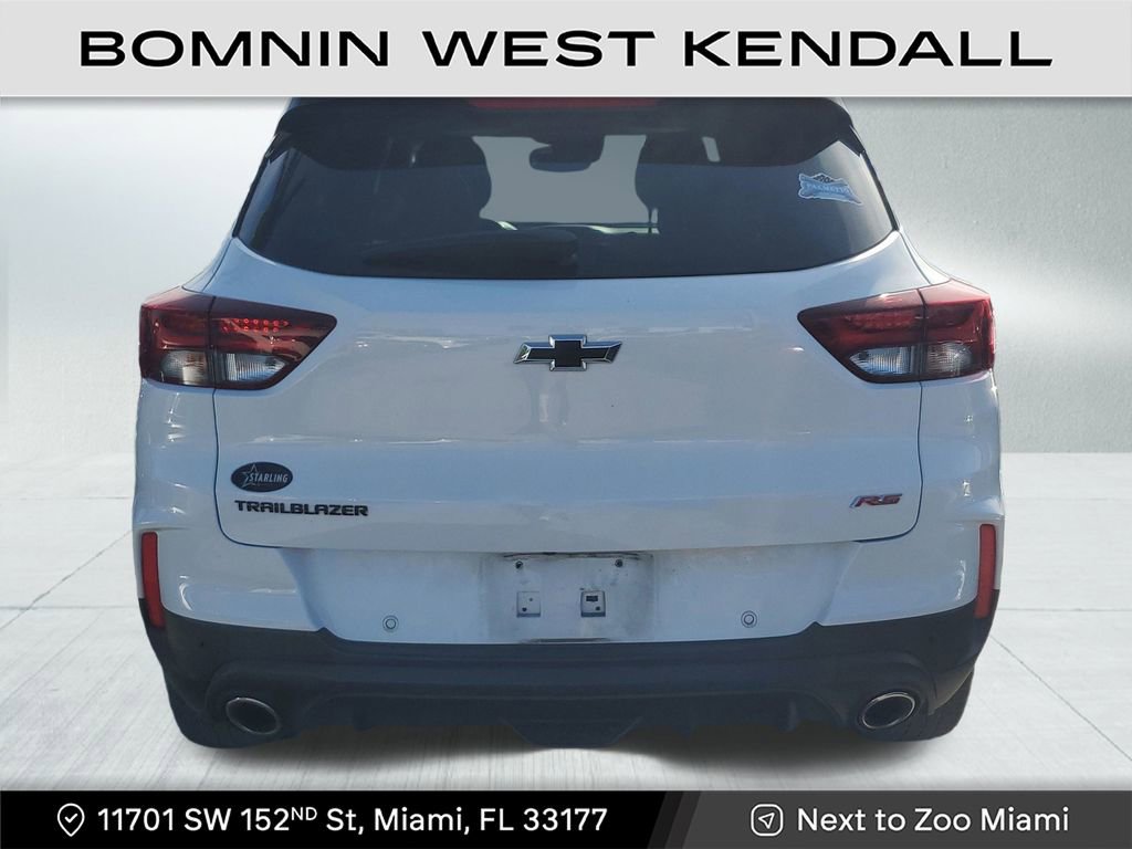 Used 2021 Chevrolet TrailBlazer RS w/ Sun and Liftgate Package image 6