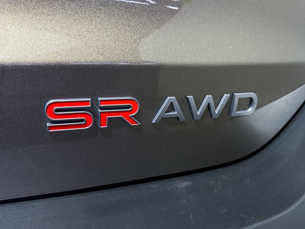 Certified 2025 Nissan Kicks SR AWD/4WD image 10