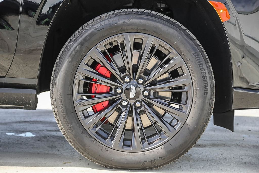 Used 2024 Cadillac Escalade V w/ LPO, ONYX Package image 11