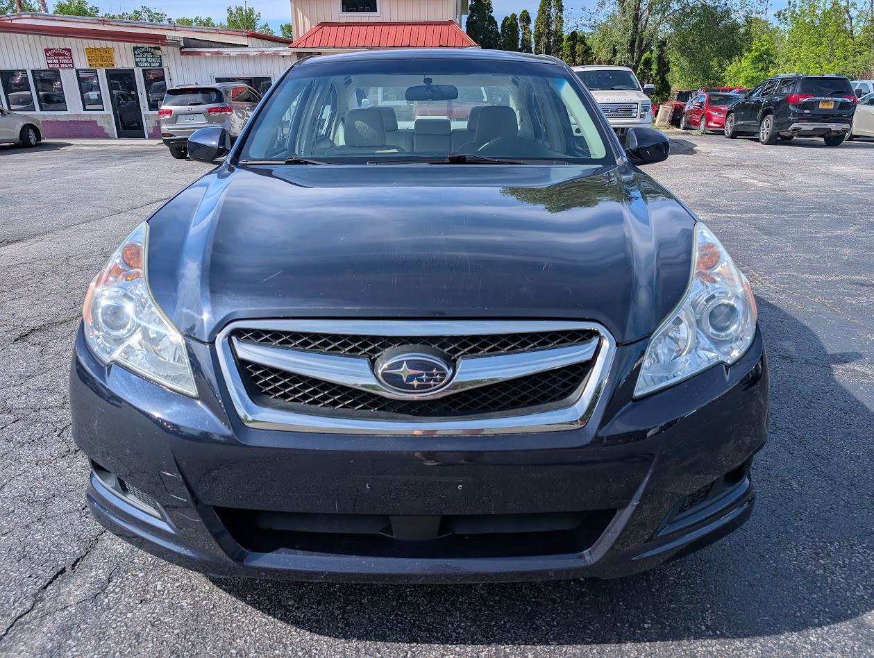 Used 2012 Subaru Legacy 2.5i w/ Alloy Wheel Pkg AWD/4WD image 2