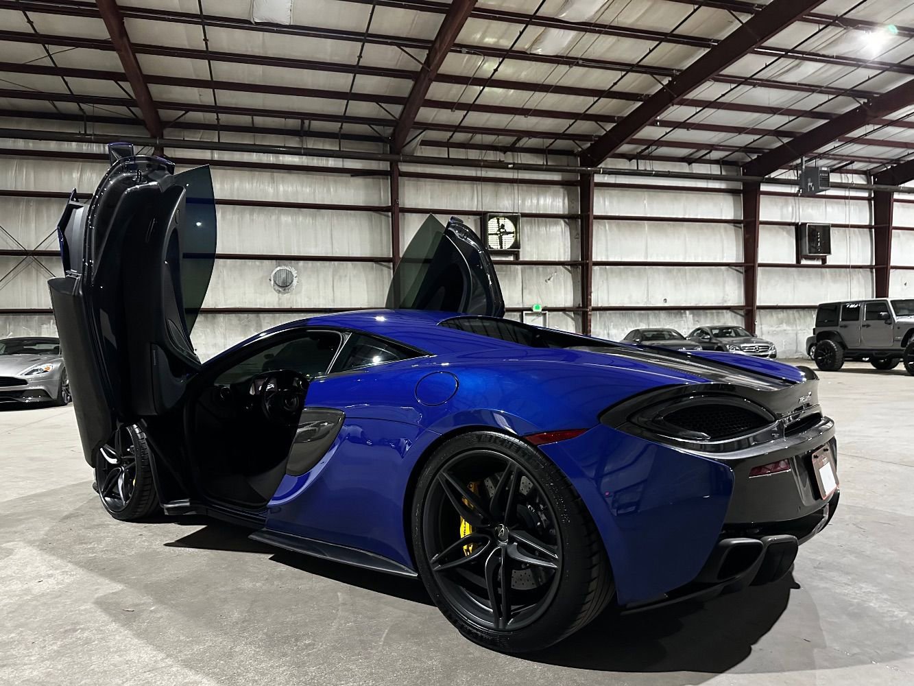 Used 2016 McLaren 570S Coupe image 13