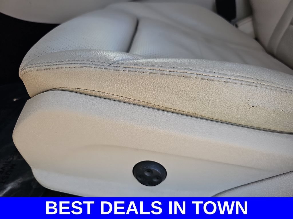 Used 2019 Mercedes-Benz GLC 350e 4MATIC image 28