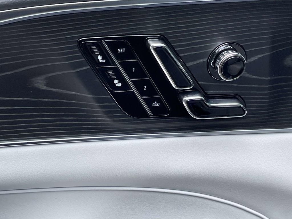 New 2026 Cadillac Lyriq Sport image 16