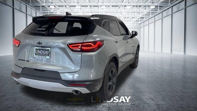 New 2026 Chevrolet Blazer LT w/ Convenience Package AWD/4WD image 9