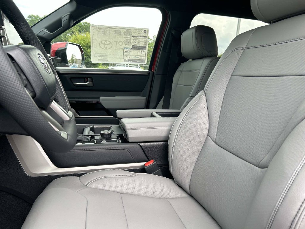 New 2026 Toyota Tundra Limited AWD/4WD image 25